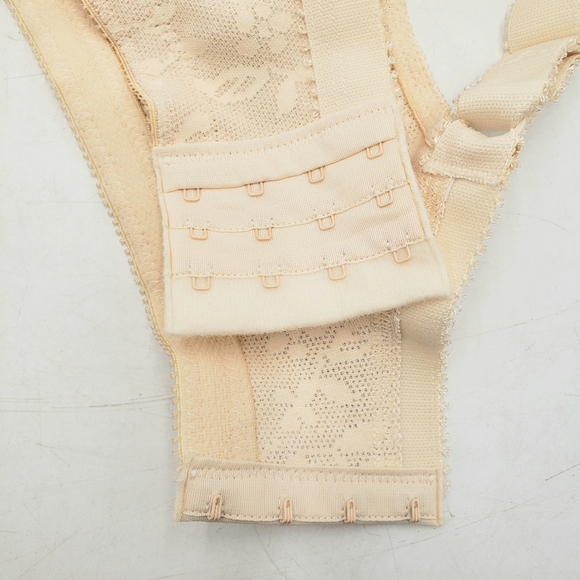 Playtex 18 Hr Bra 38D Ultimate Shoulder Comfort Natural Beige 4693 Wire Free - Picture 13 of 15